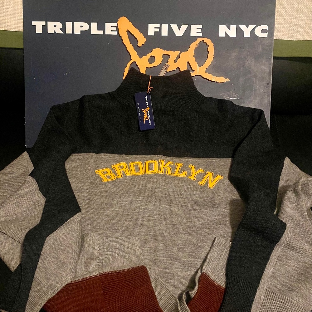 TRIPLE FIVE SOUL Vintage Slim Fit Brooklyn Sweater Top Sz 3X